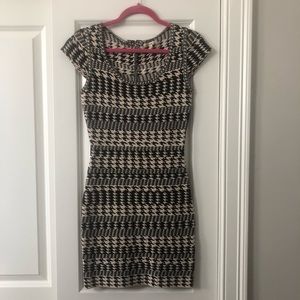 Houndstooth bandage dress